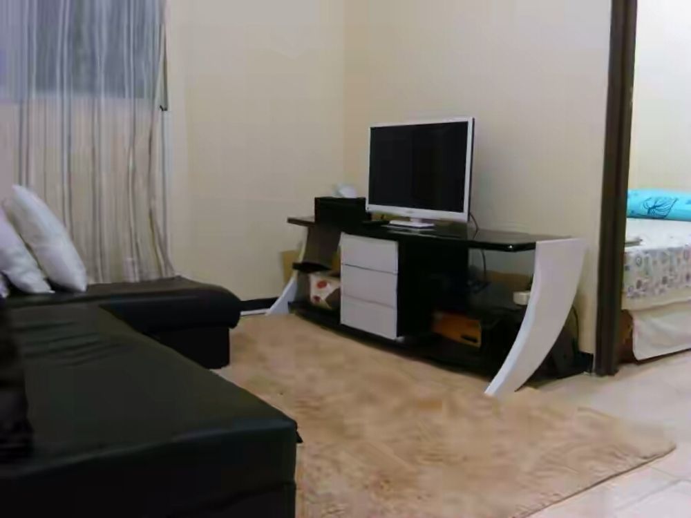 Ananda Apartments @ Suites Metro Cicadas Luaran gambar